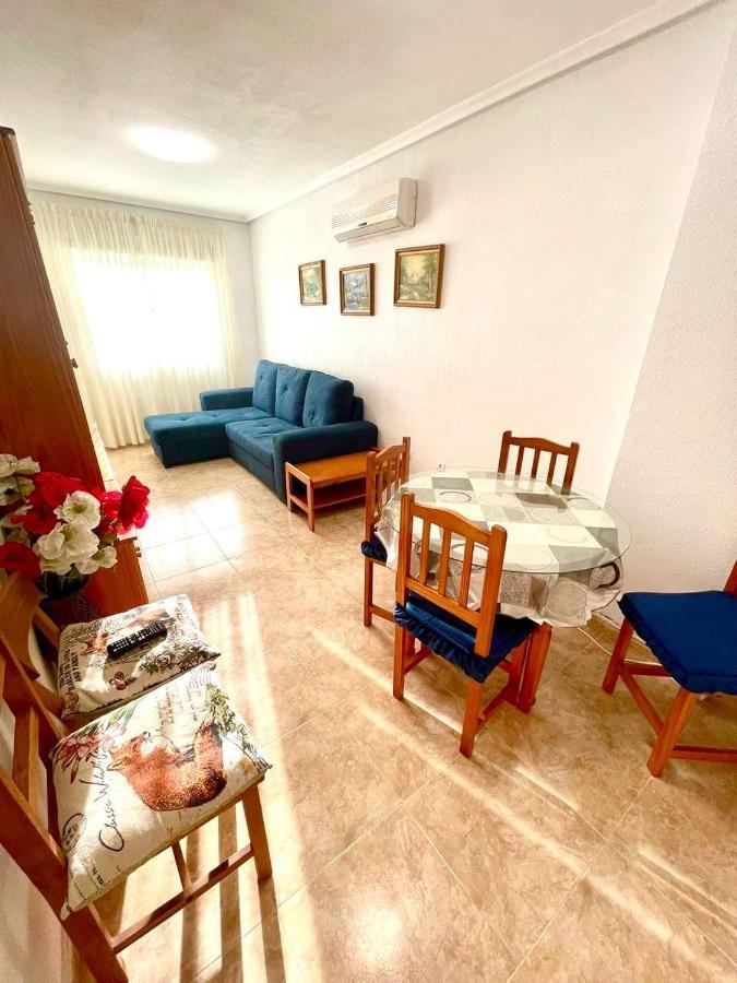 El Terremoto Apartment Torrevieja Dış mekan fotoğraf